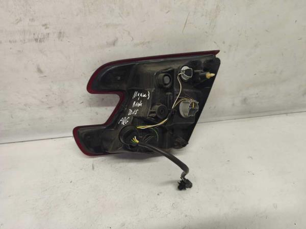 FEU ARRIERE GAUCHE RENAULT  - Vue 2